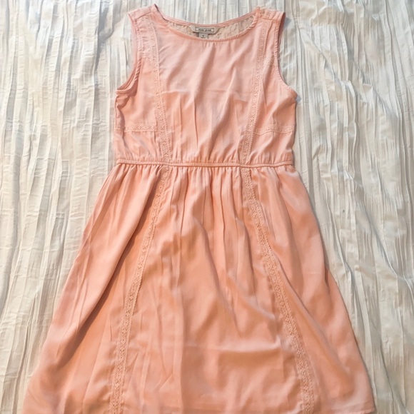 Cute light pink sleeveless dress - Picture 1 of 3
